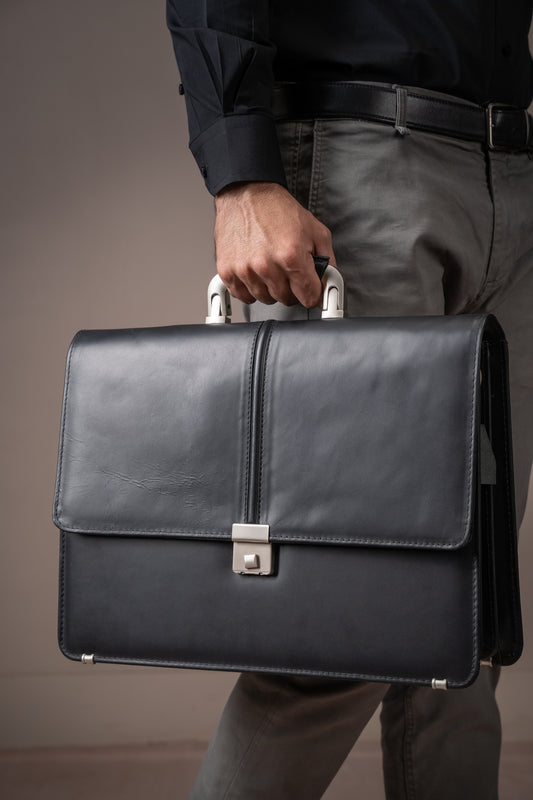 Aldermere/Black leather laptop bag